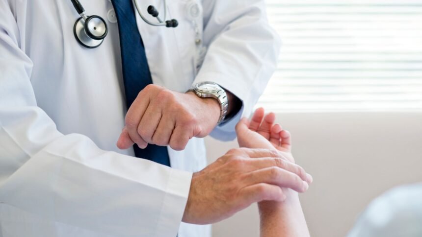 3 Benefits of Regular Physician Checkups