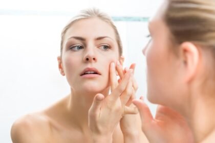 Can a Dermatologist Spot Melanoma Early? Understanding the Screening Process